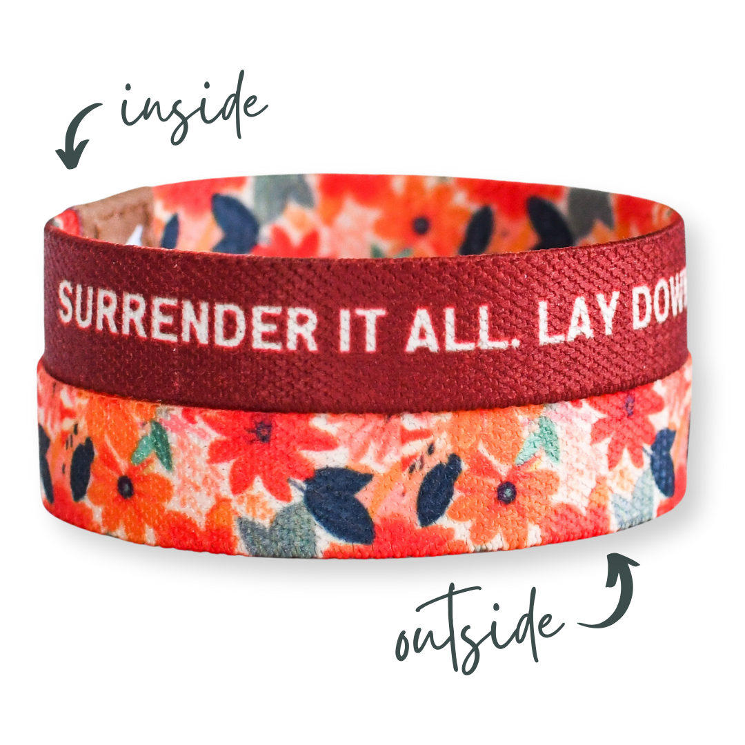 Bracelet de vérité moyen « Surrender It All » à motif floral