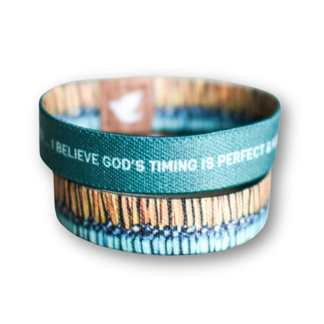 God’s Timing is Perfect Kids TruthBand-Pink Salt Riot