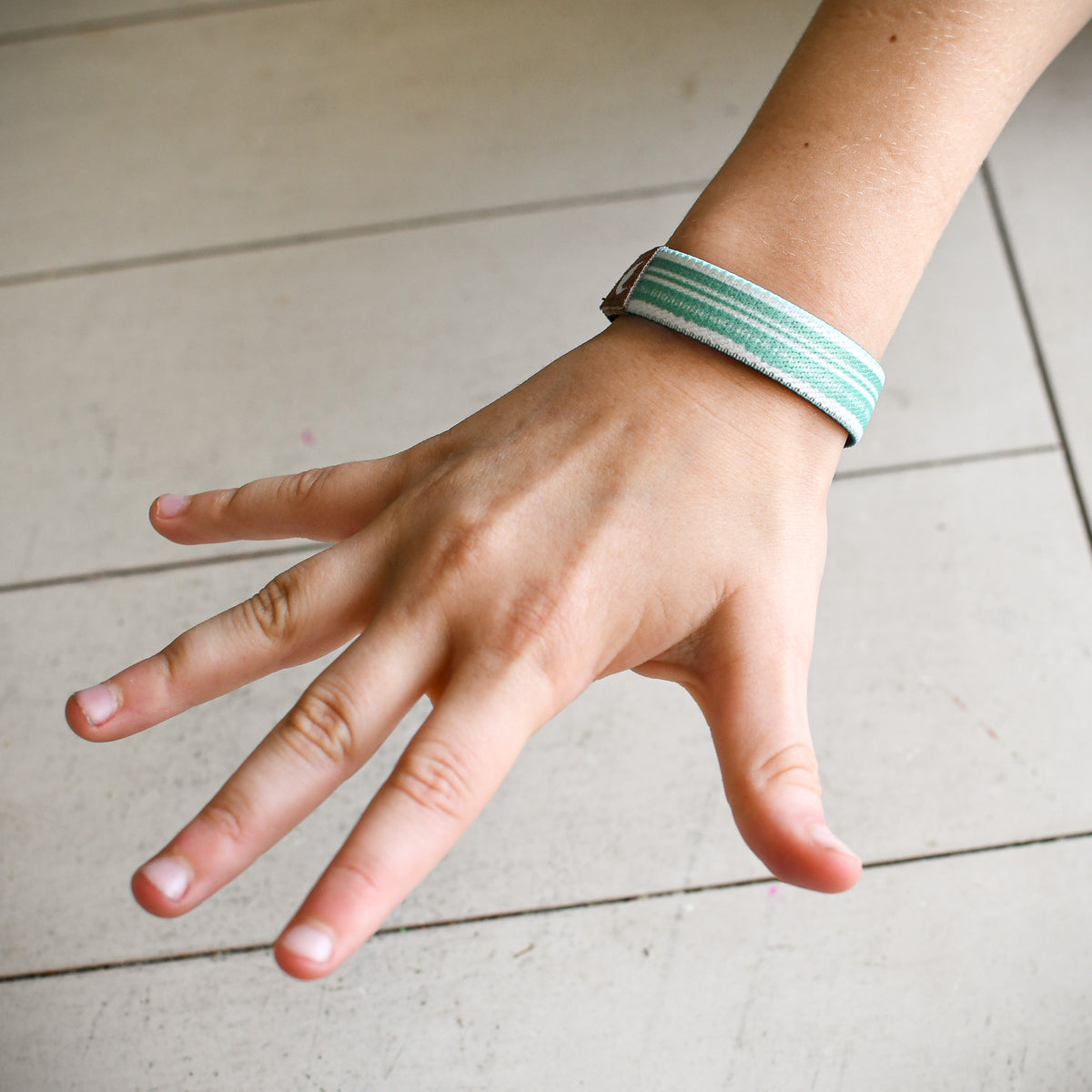 Strong, Brave, & Loved Kids Truthband-Pink Salt Riot