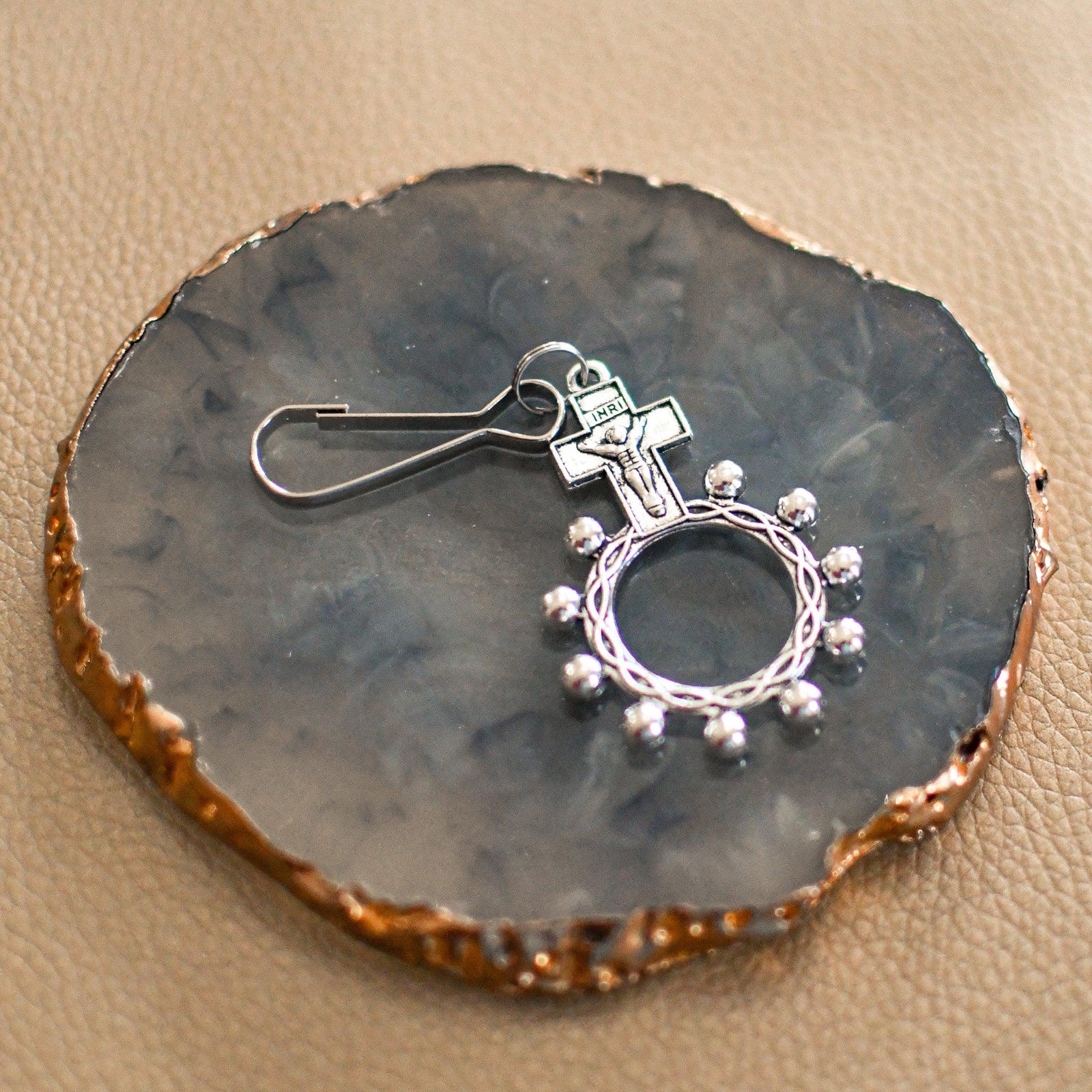 Finger Rosary Zipper Pull - Pink Salt Riot