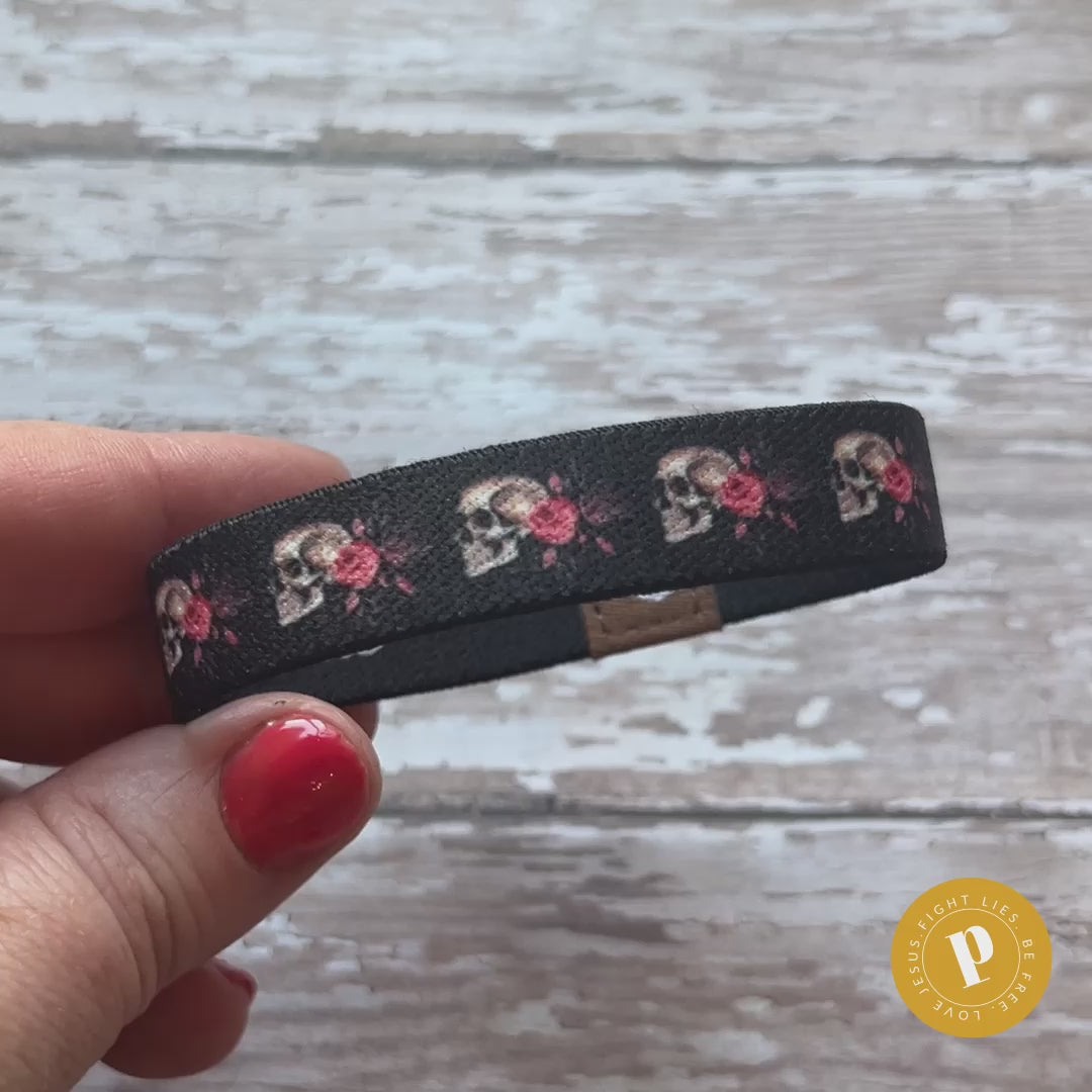 Bracelet TruthBand Memento Mori pour femme en édition limitée